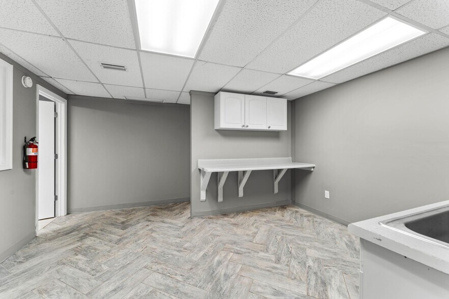 More Photos Of 315 11th Ave N, Jacksonville Beach Medical For Lease