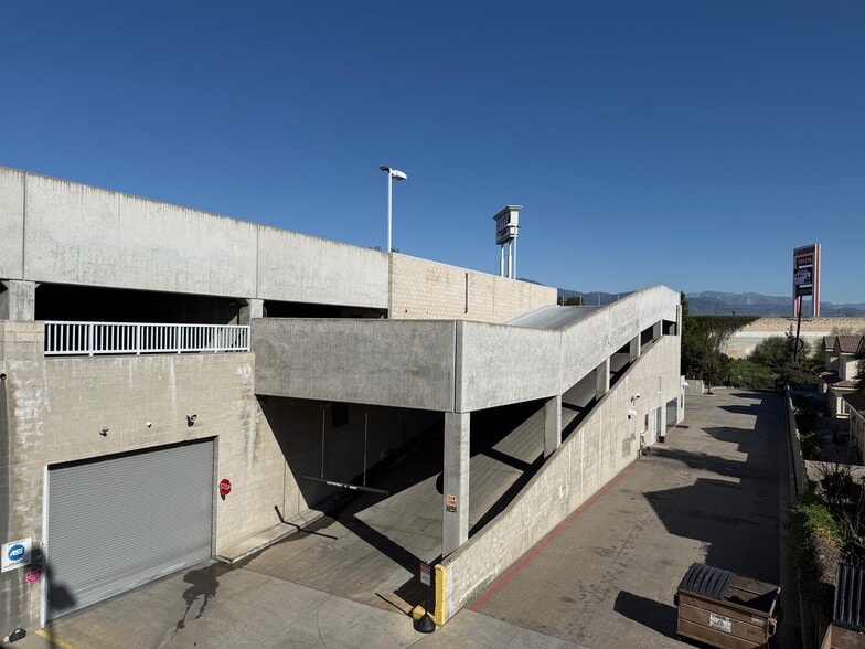 More Photos Of 11705 Valley Blvd, El Monte Auto Dealership For Lease