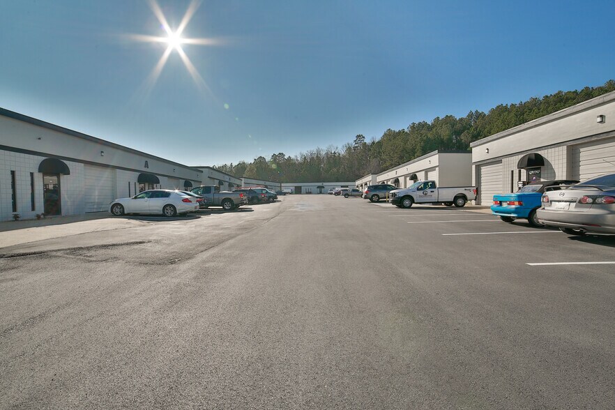 More Photos Of 6234 Perimeter Dr, Chattanooga Warehouse For Sale