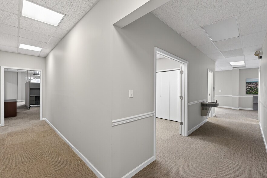 More Photos Of 1313-A Miller Rd, Greenville Office For Lease