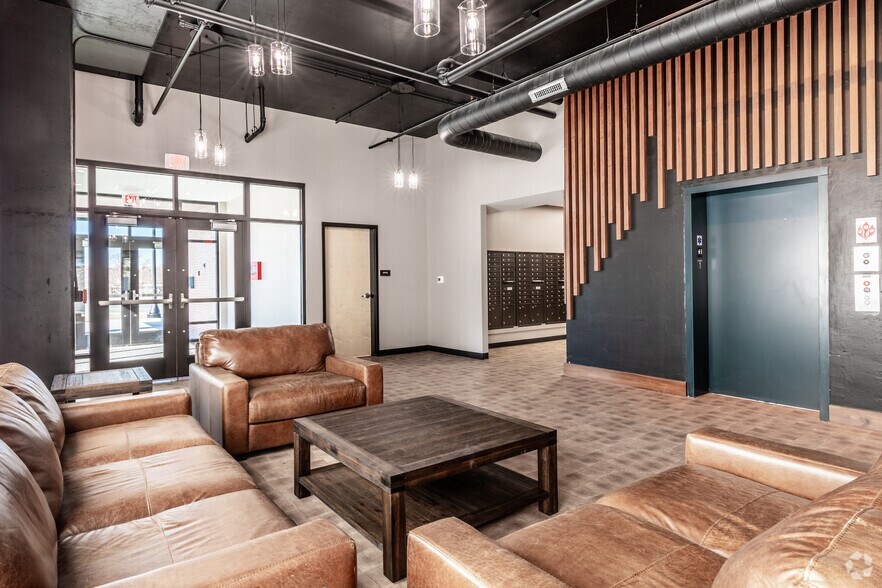 More Photos Of 1901 Vine St, Kansas City Multifamily For Sale