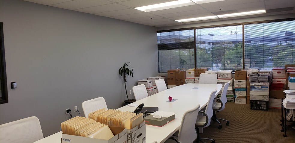 More Photos Of 2601 Saturn St, Brea Office For Lease