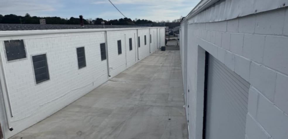 More Photos Of 106 S Bickett Blvd, Louisburg Distribution For Lease