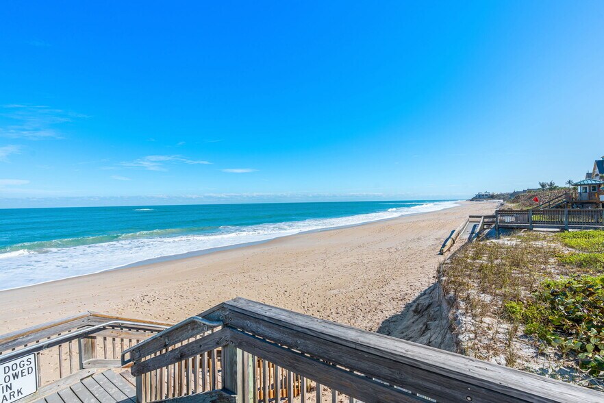 More Photos Of 9300 N A1A, Vero Beach Freestanding For Sale