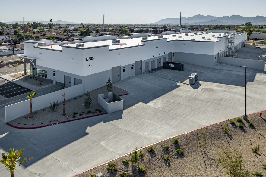 More Photos Of 13550 W Auto Dr, Goodyear Unknown For Lease