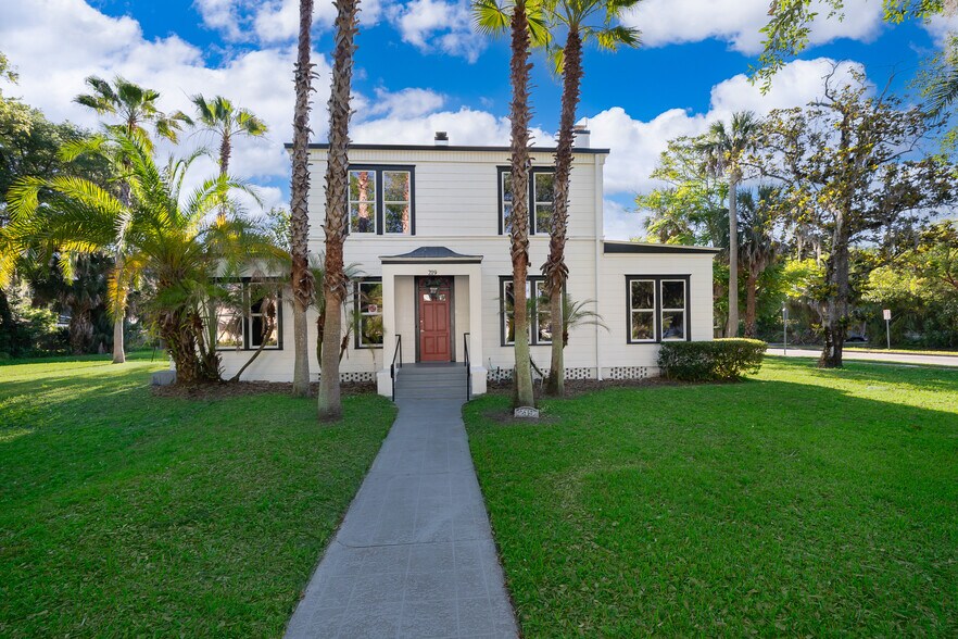 More Photos Of 219 S Clyde Ave, Kissimmee Office For Sale
