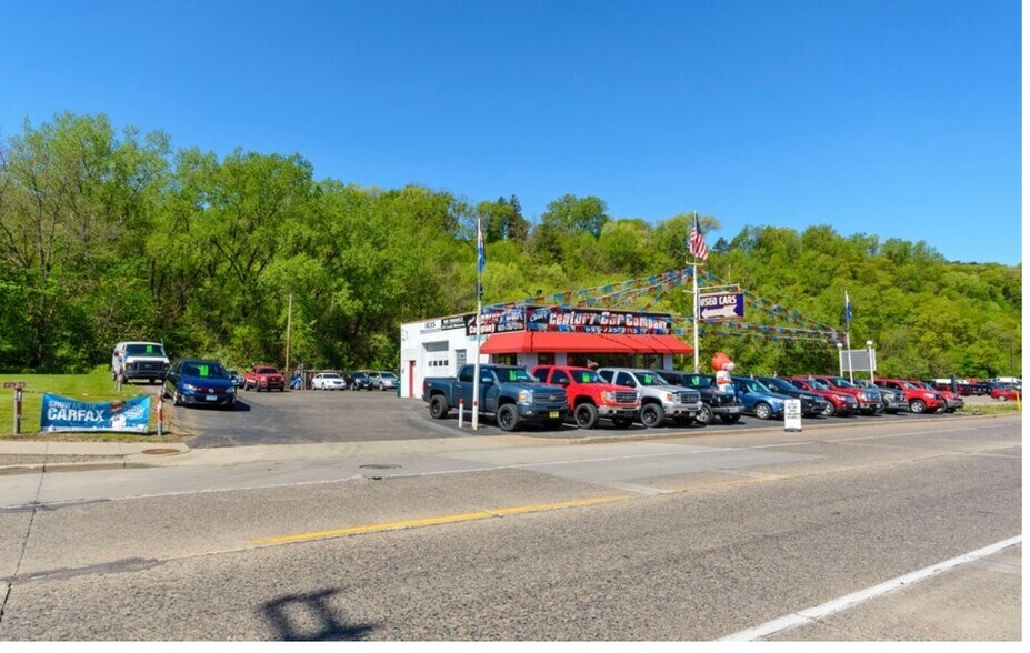 More Photos Of 1035 N Concord St, South Saint Paul Auto Dealership For Sale