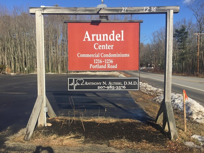 More Photos Of 1216 Portland Rd, Arundel Medical For Sale