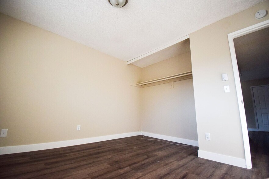 More Photos Of 12870 SW Allen Blvd, Beaverton Apartments For Sale