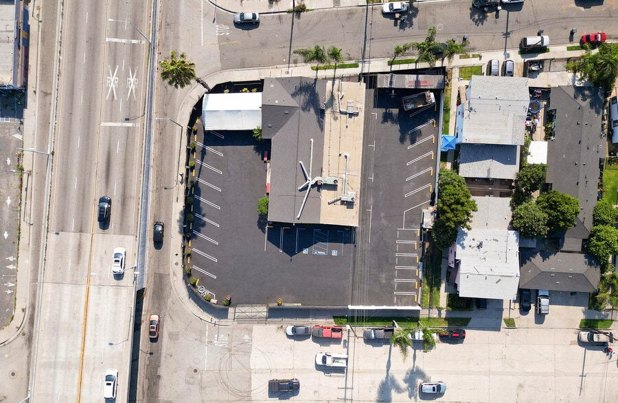 More Photos Of 147 E Rosecrans Ave, Compton Religious Facility For Sale