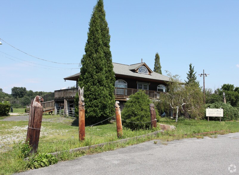 More Photos Of 15 Hospital Rd, Monson Golf Course Driving Range For Sale