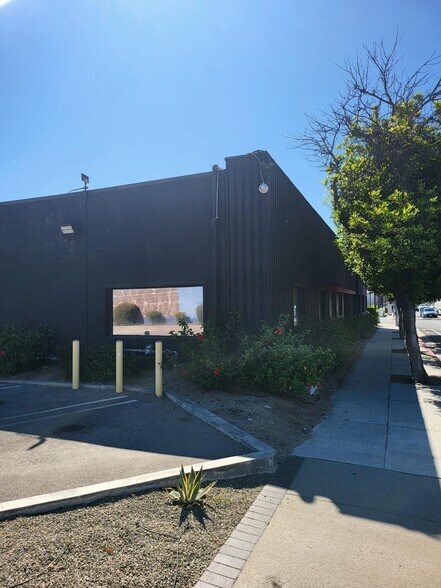 More Photos Of 3000 N Hollywood Way, Burbank Office For Lease