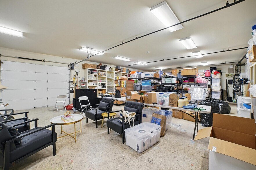 More Photos Of 10941 State Highway 78, Lavon Office For Sale