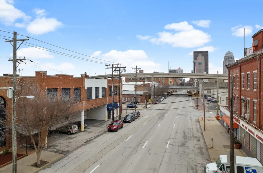 More Photos Of 1001 W Main St, Louisville Manufacturing For Sale