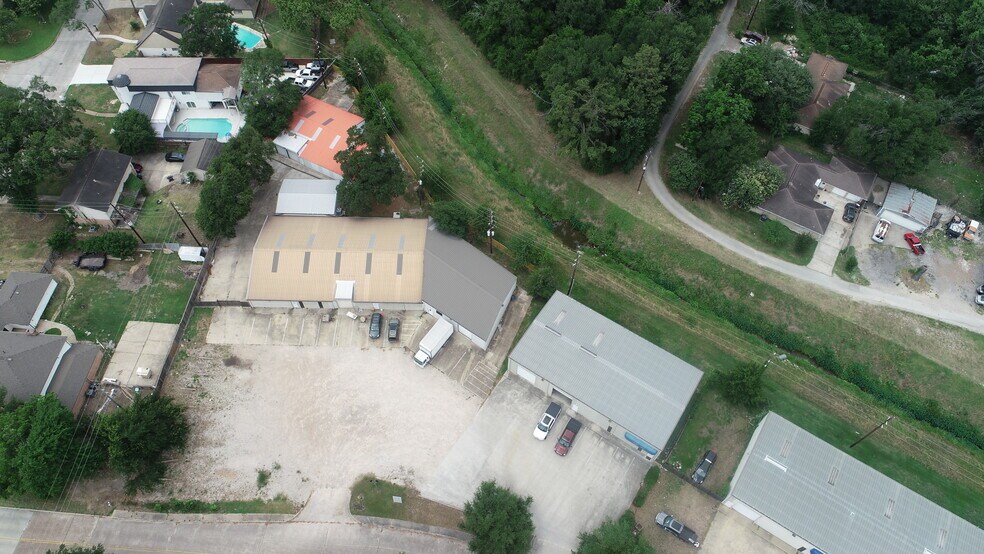 More Photos Of 132 Magic Oaks Ct, Spring Unknown For Lease