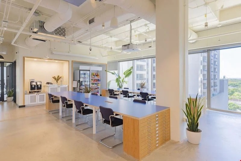 More Photos Of 5960 Berkshire Ln, Dallas Coworking Space