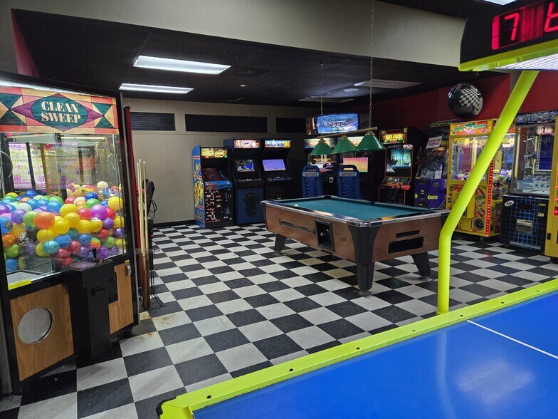 More Photos Of 2006 S Main St, Farmville Bowling Alley For Sale
