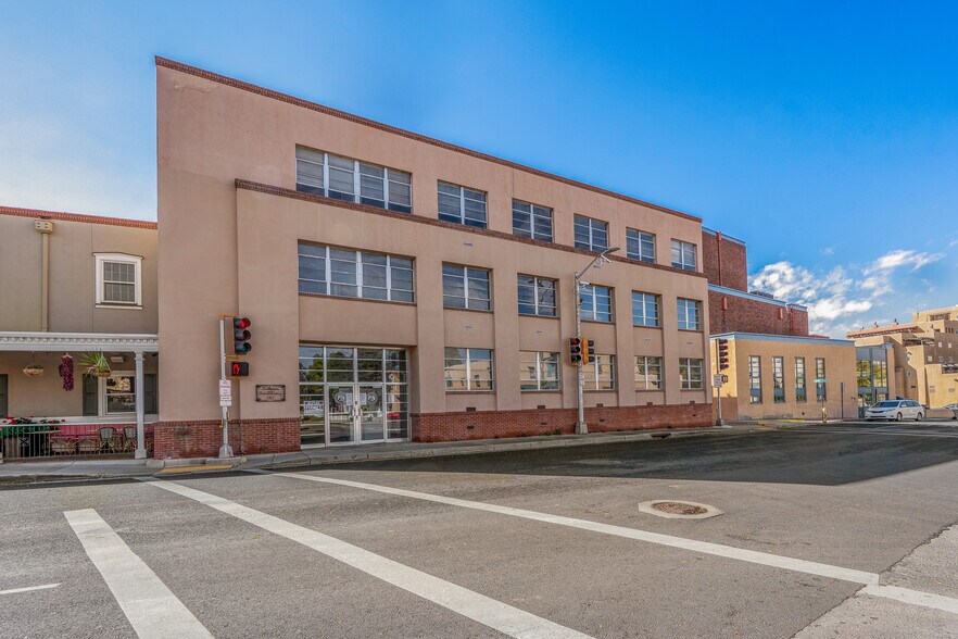More Photos Of 142 W Palace Ave, Santa Fe Office Residential For Sale