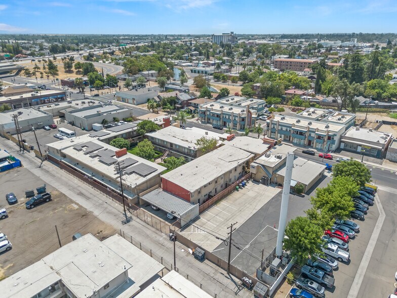 More Photos Of 532-620 N Fulton St, Fresno Apartments For Sale