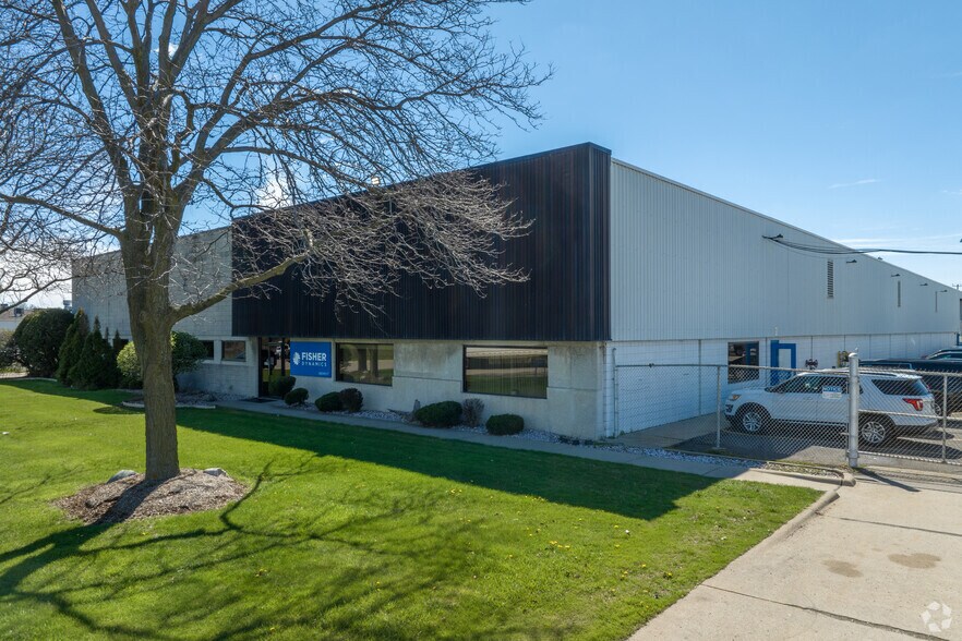 More Photos Of 33140 Fisher Dr, Saint Clair Shores Warehouse For Sale