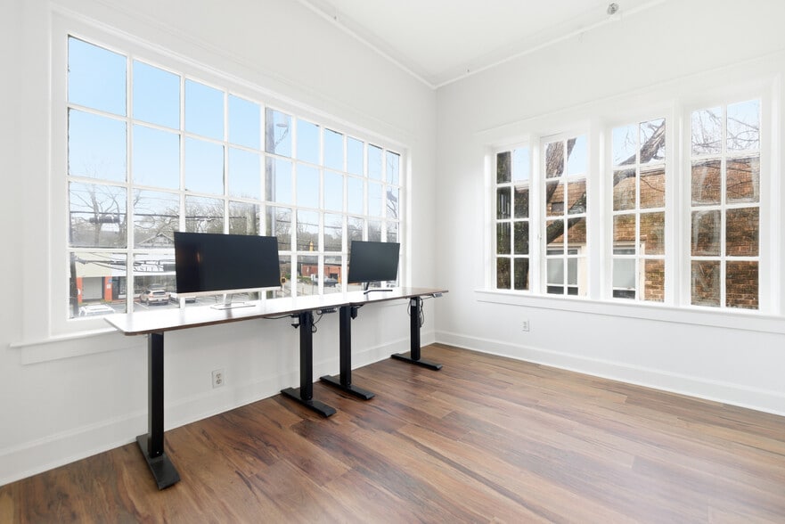 More Photos Of 483 Moreland Ave, Atlanta Office For Lease