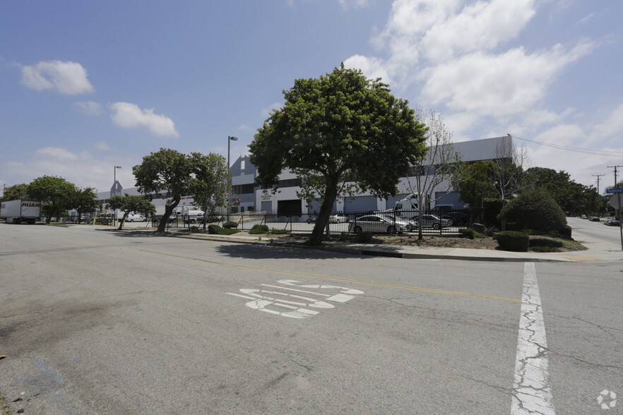 More Photos Of Century Blvd @ Prarie Ave, Inglewood Unknown For Lease