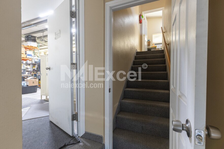 More Photos Of 260 DL Sargent Rd, Cedar City Warehouse For Sale