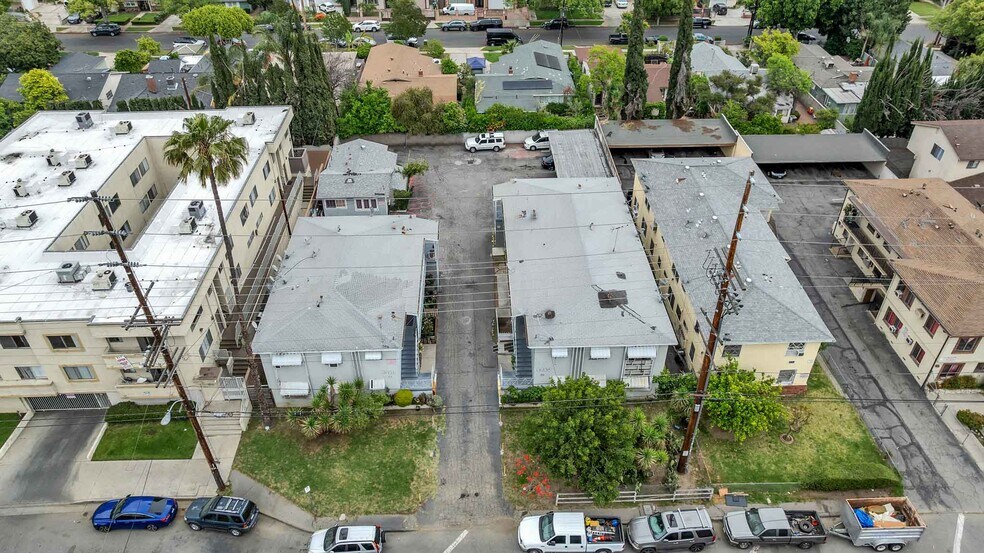 More Photos Of 6860-6870 Hazeltine Ave, Van Nuys Apartments For Sale