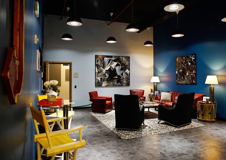 More Photos Of 217-277 S Lake St, Burbank Light Manufacturing For Sale