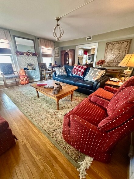 More Photos Of 314 Jefferson Ave, Clifton Forge Hotel For Sale