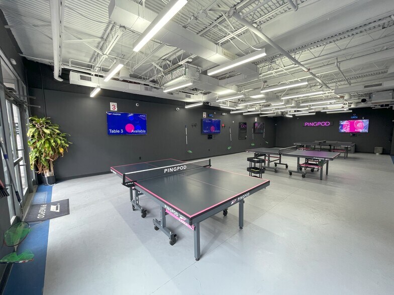 More Photos Of 101 Broadway, Brooklyn Office For Lease