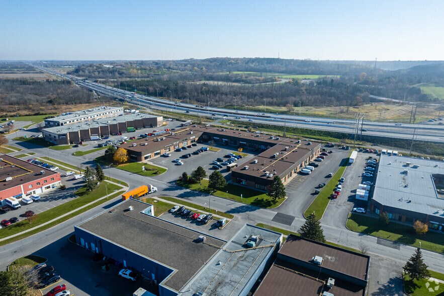 More Photos Of 5370 Canotek Rd, Ottawa Showroom For Lease