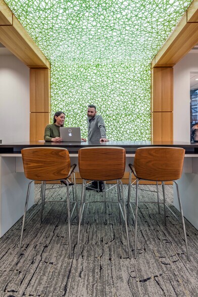 More Photos Of 3399 Peachtree Rd NE, Atlanta Coworking Space
