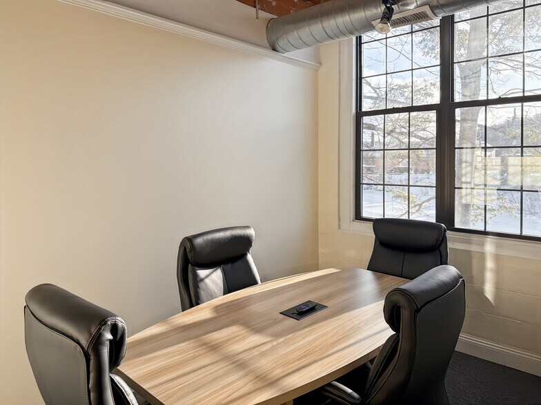 More Photos Of 322 W Main St, Tilton Coworking Space