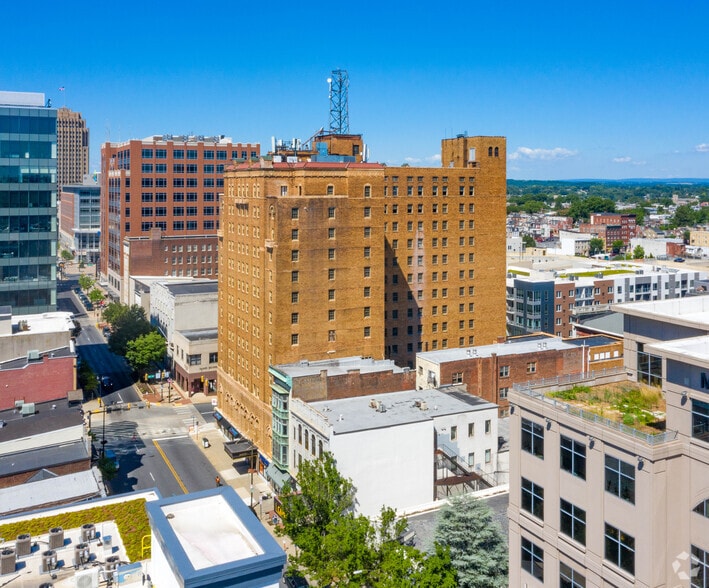 More Photos Of 555 Hamilton St, Allentown Hotel For Sale