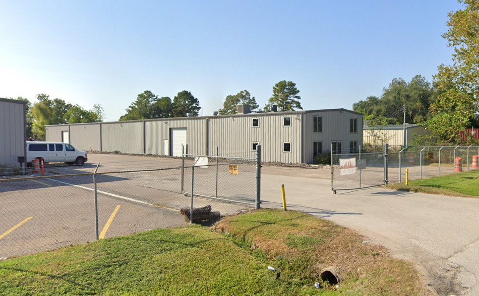 Primary Photo Of 16339 Waverly Dr, Houston Warehouse For Lease