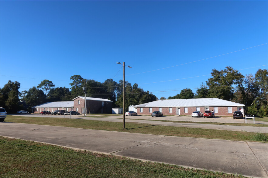 Primary Photo Of 753 Oakleigh Ave, Gulfport Apartments For Sale