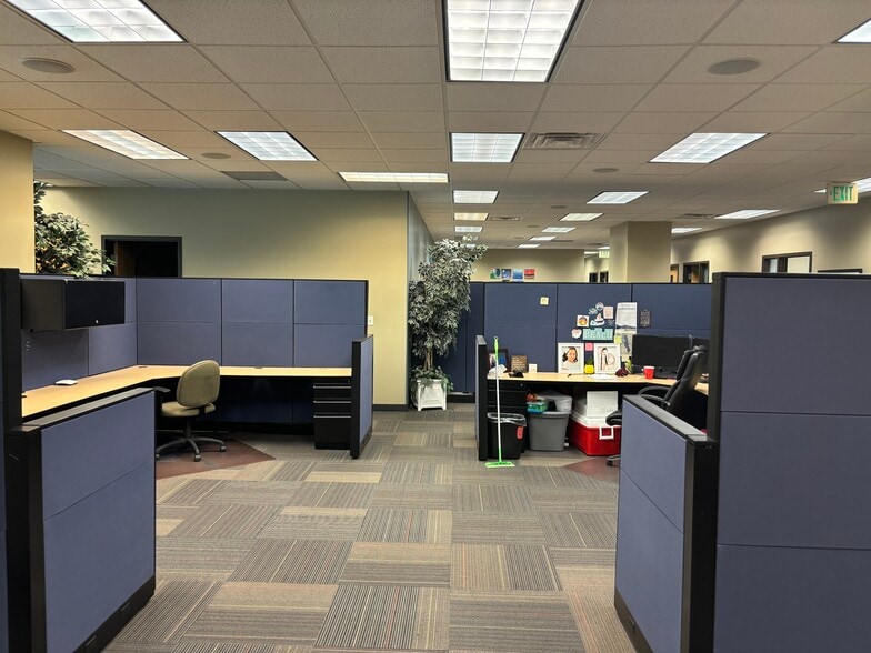 More Photos Of 552-580 W 800 N, Orem Medical For Sale