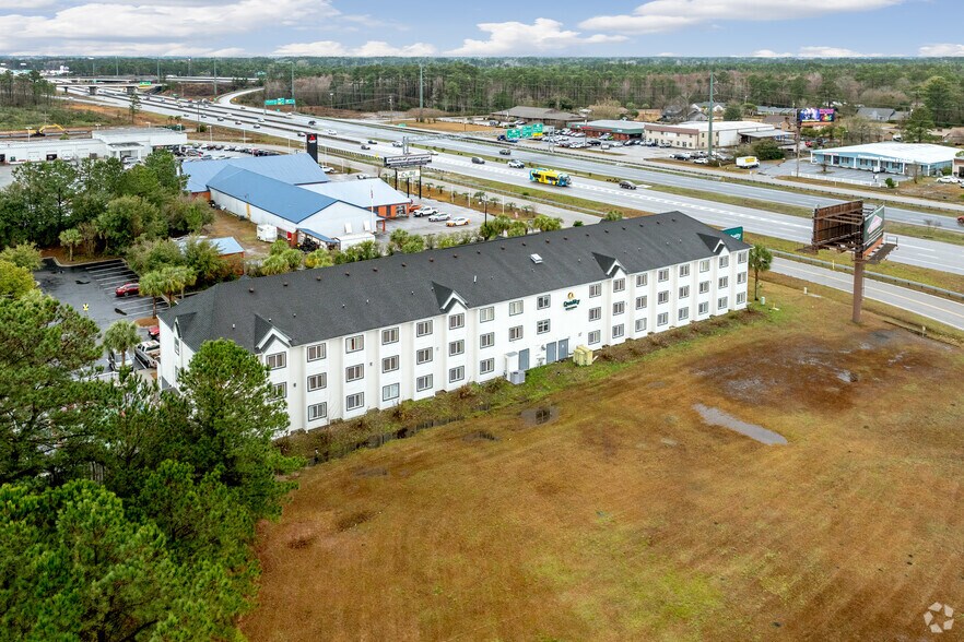 More Photos Of 401 Hospitality Ln, Myrtle Beach Hotel For Sale