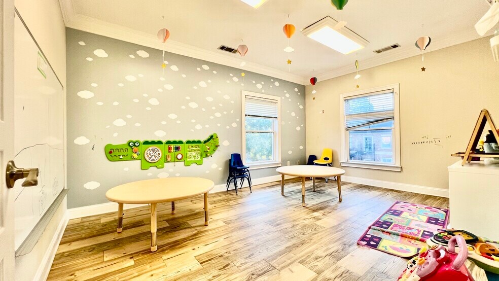 More Photos Of 4080 McGinnis Ferry Rd, Alpharetta Office For Sale