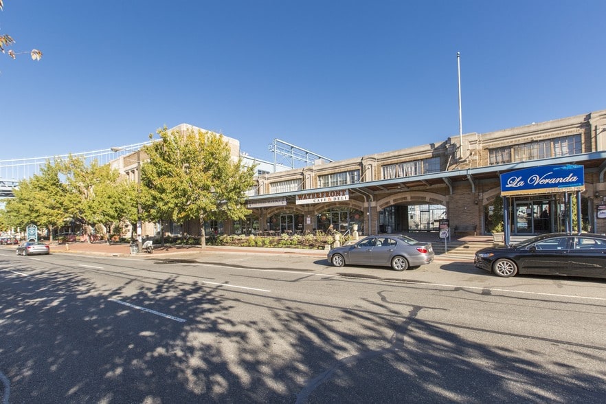 More Photos Of 3-7 N Christopher Columbus Blvd, Philadelphia Loft Creative Space For Lease