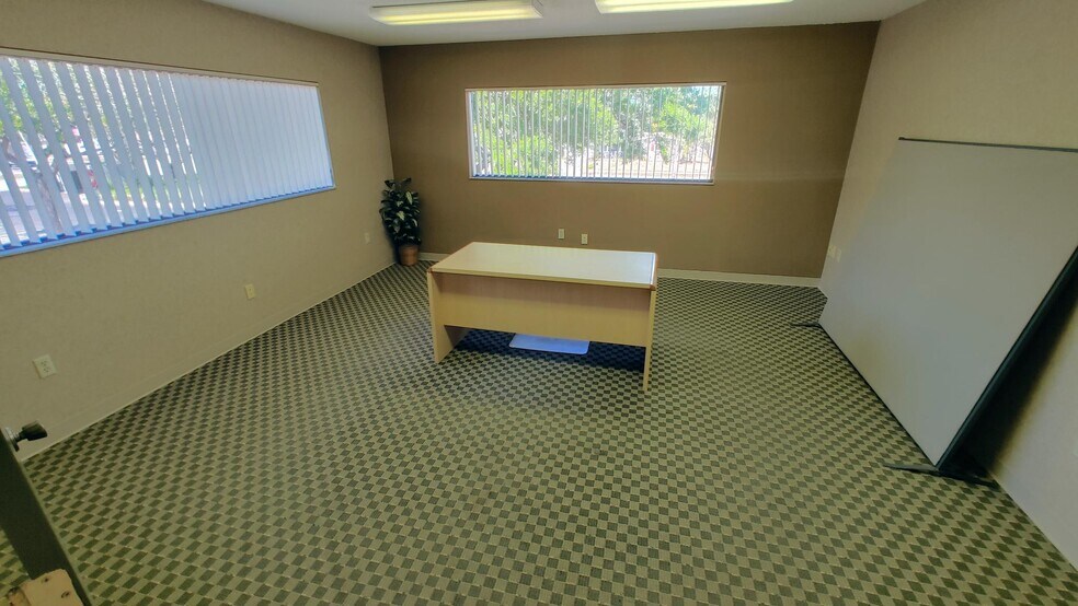 More Photos Of 5306 Cortez Rd W, Bradenton Medical For Lease