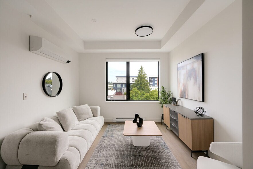 More Photos Of 612 Constance Av, Esquimalt Apartments For Lease