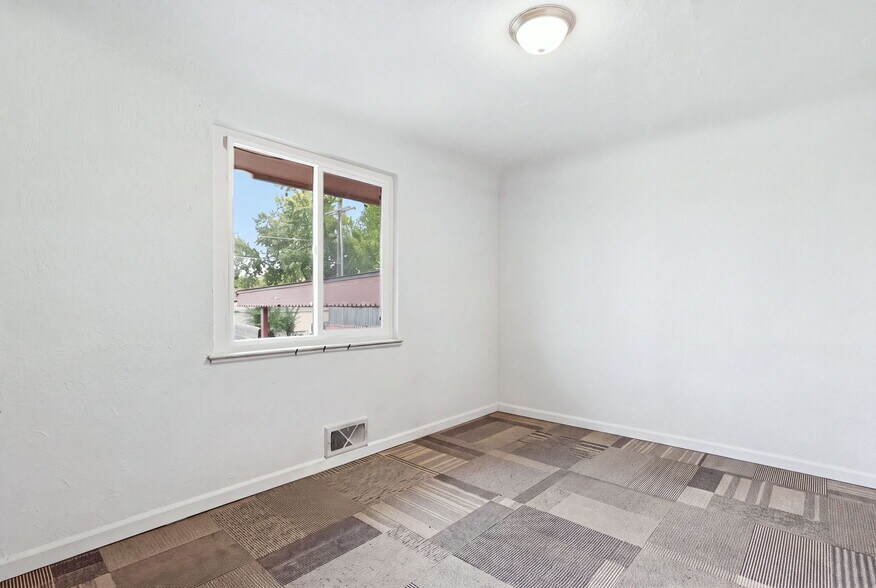 More Photos Of 1000 34th Ave, Greeley Freestanding For Sale