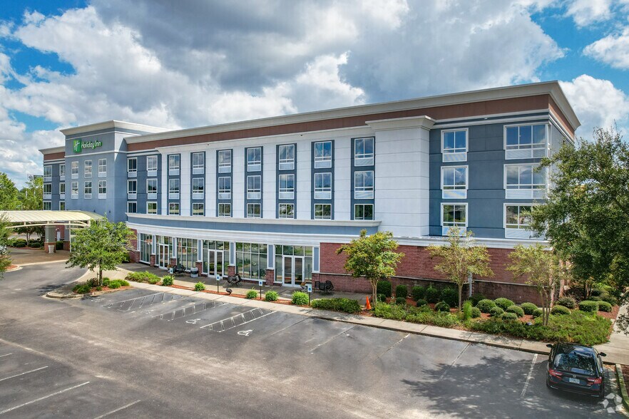 More Photos Of 139 Bradford Blvd, Santee Hotel For Sale