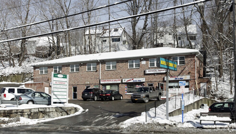 More Photos Of 172 N Highland Ave, Ossining Medical For Lease