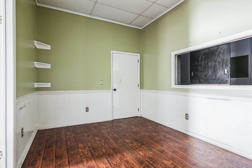 More Photos Of 9153 Two Notch Rd, Columbia Freestanding For Sale