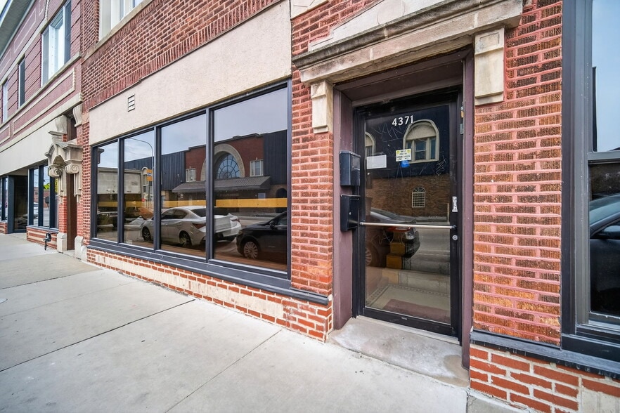 More Photos Of 4369 N Elston Ave, Chicago Specialty For Sale