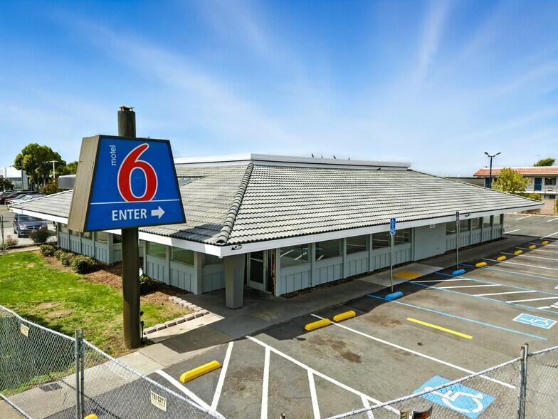 More Photos Of 4355 Sonoma Blvd, Vallejo Restaurant For Sale