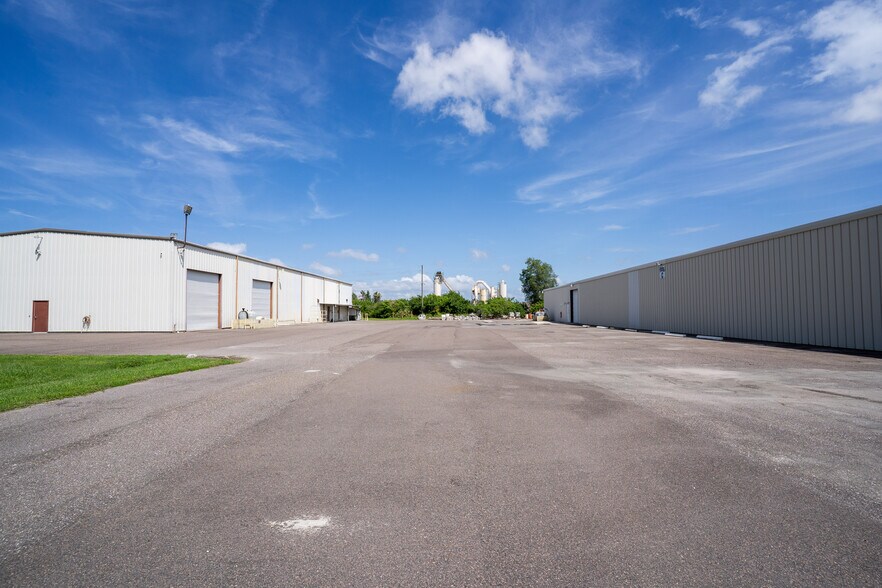 More Photos Of 12625 40th St N, Clearwater Warehouse For Sale